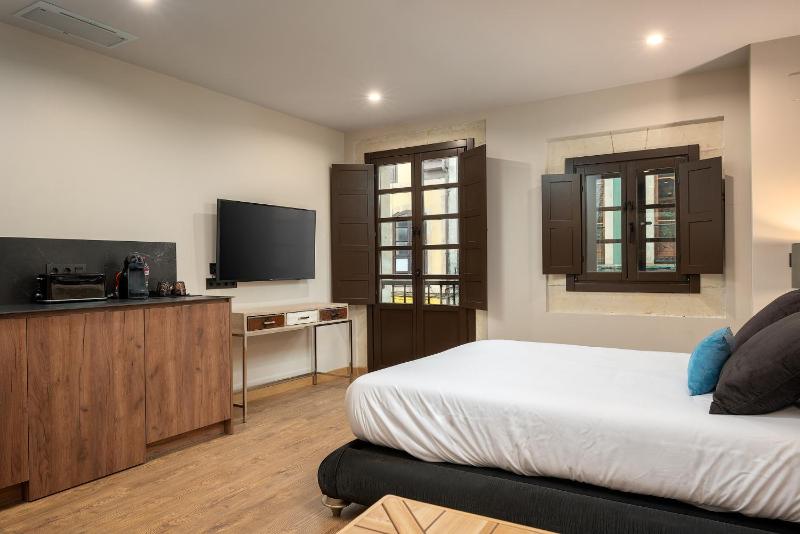 Standard Apartment image 4