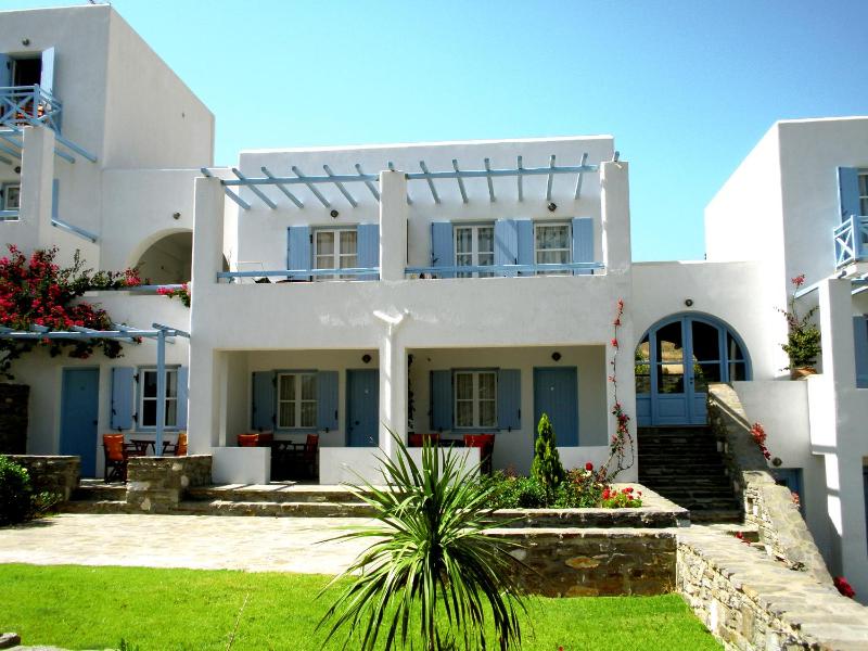 Paros Paradise Apartments - image 16