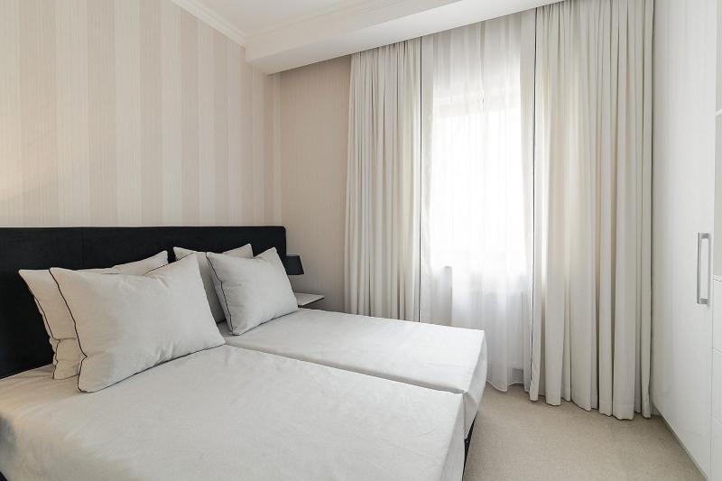 Premier Apartment with Sauna by Grand Apartments - image 8