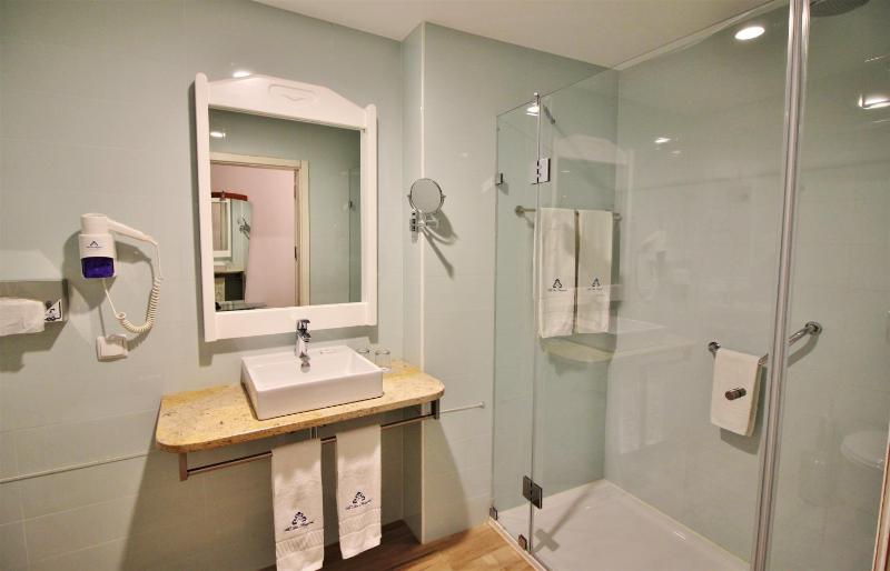 Family Room - Disability Access image 2