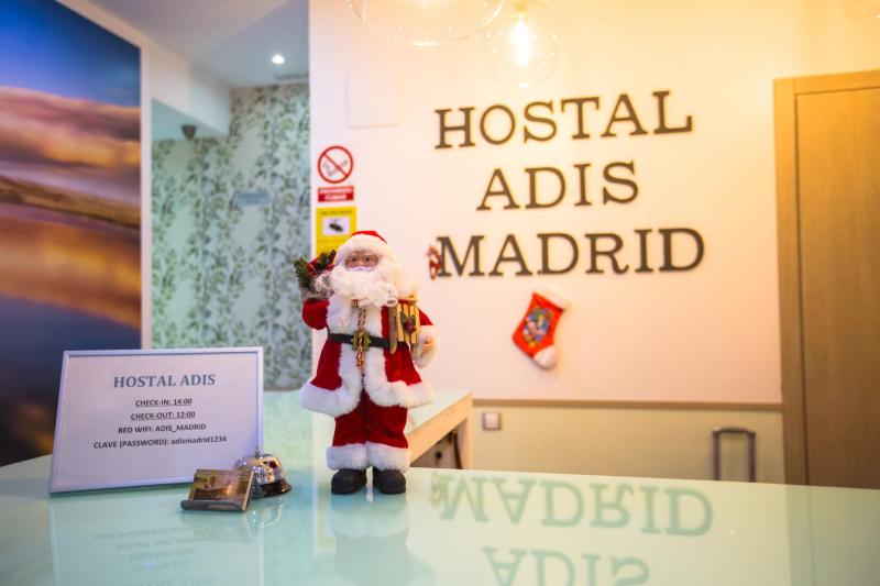 Hostal Adis - image 4