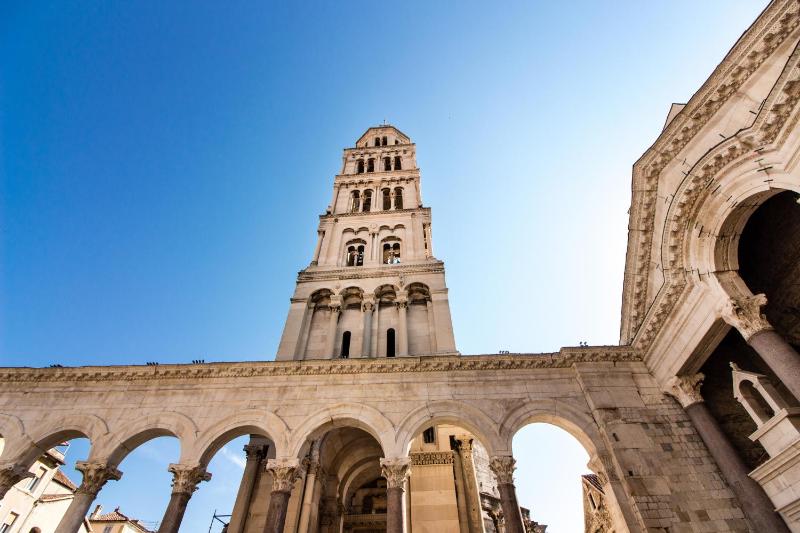 Three-Bedroom Apartment - First Floor image 3