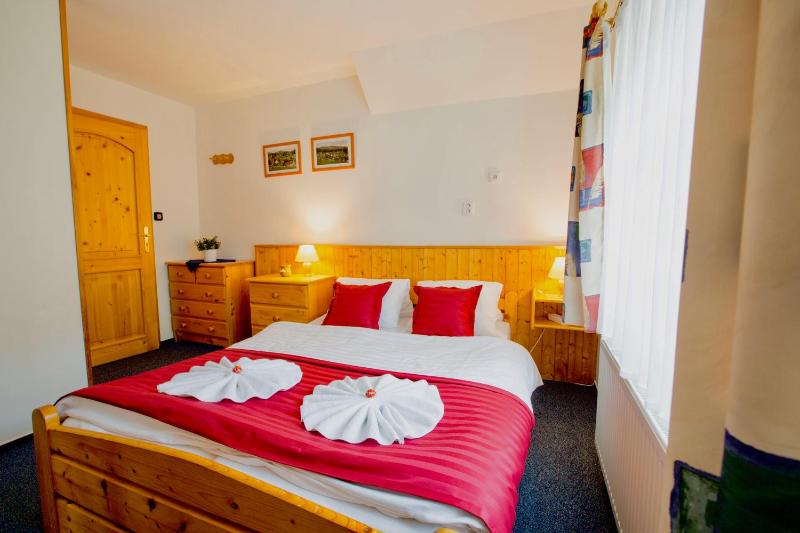 Two-Bedroom Suite image 2
