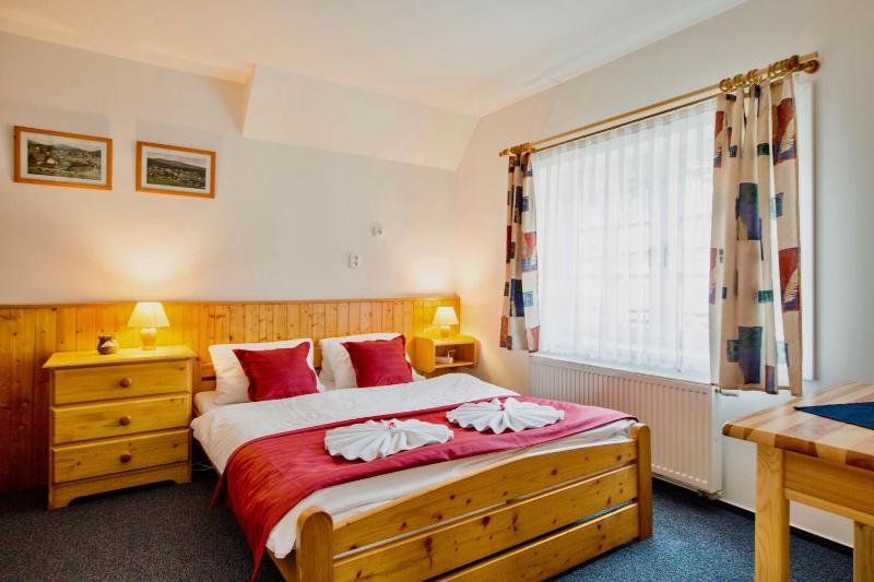 Two-Bedroom Suite image 4