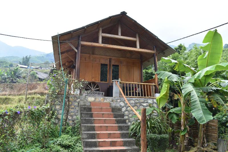 Luckydaisy Buffalo House - image 2