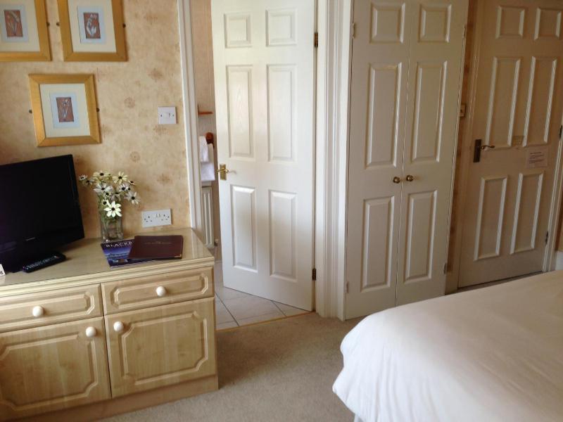 Double Room image 1