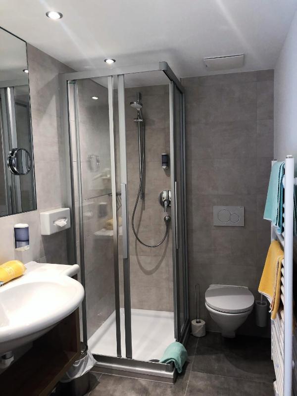 Studio Apartment image 4