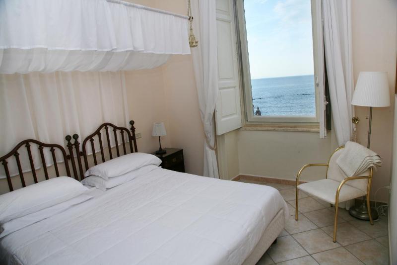 Superior Apartment image 3