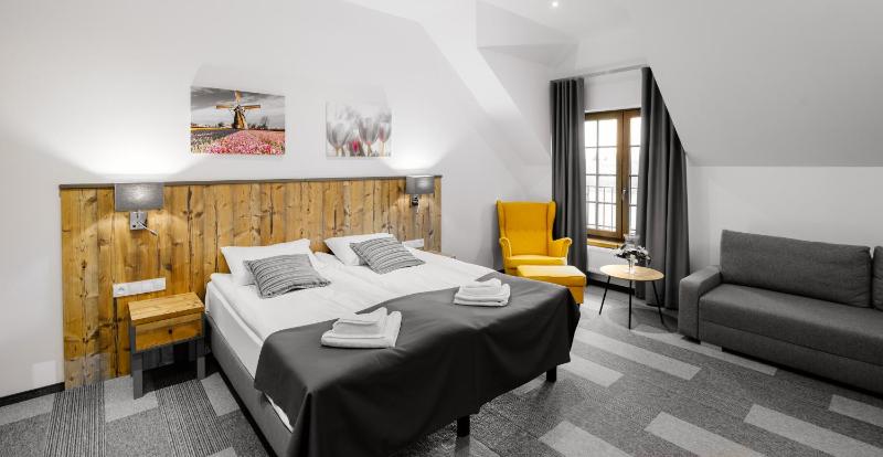 Deluxe Junior Suite image 4