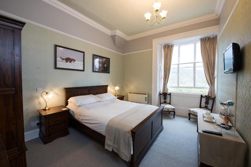 Double Room with Private Bathroom image 1