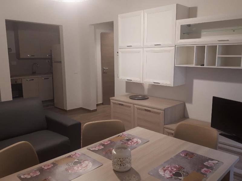 Apartment image 4