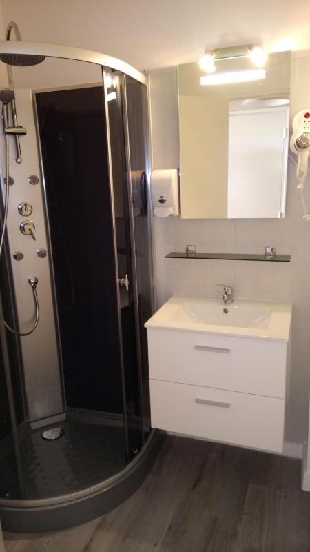 Double Room with Garden View image 3