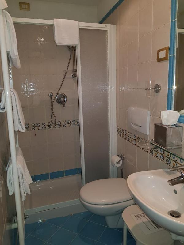 Budget Double or Twin Room image 3