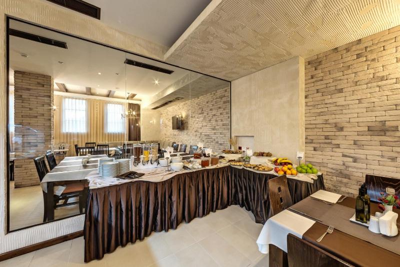 Grand Royale Apartment Complex & Spa - image 32
