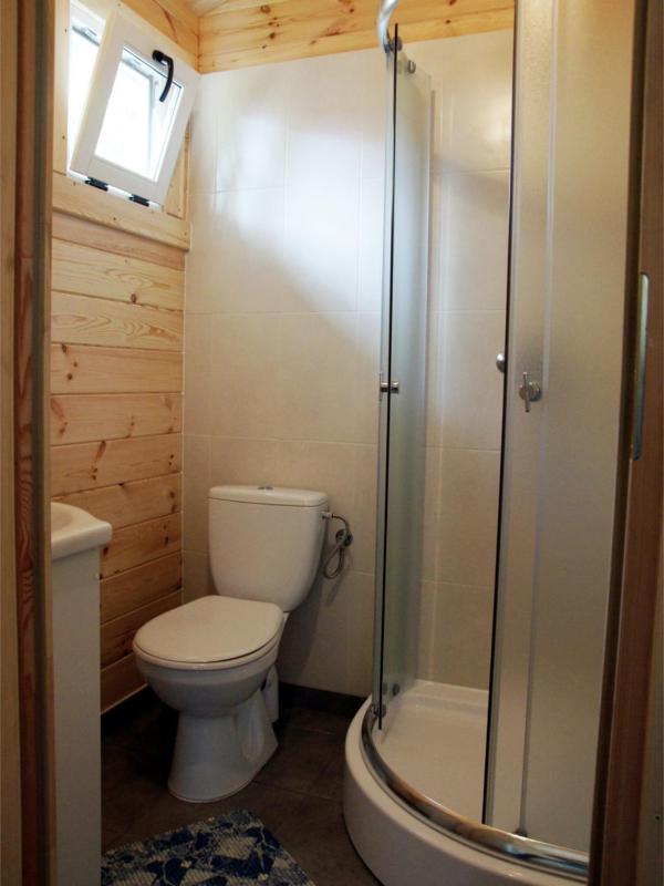 One-Bedroom House image 3