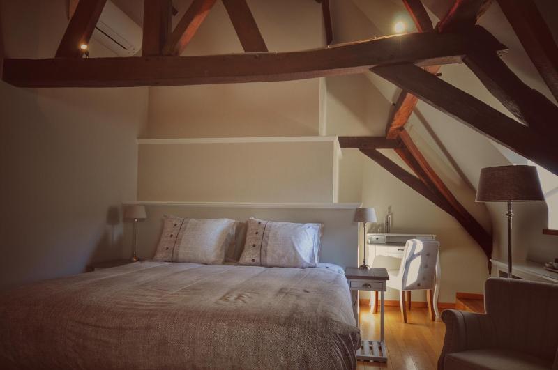 Standard Double or Twin Room with Garden View image 1