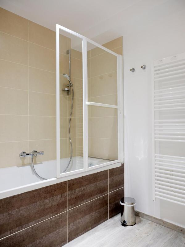 Les Suites Du Cygne - image 49
