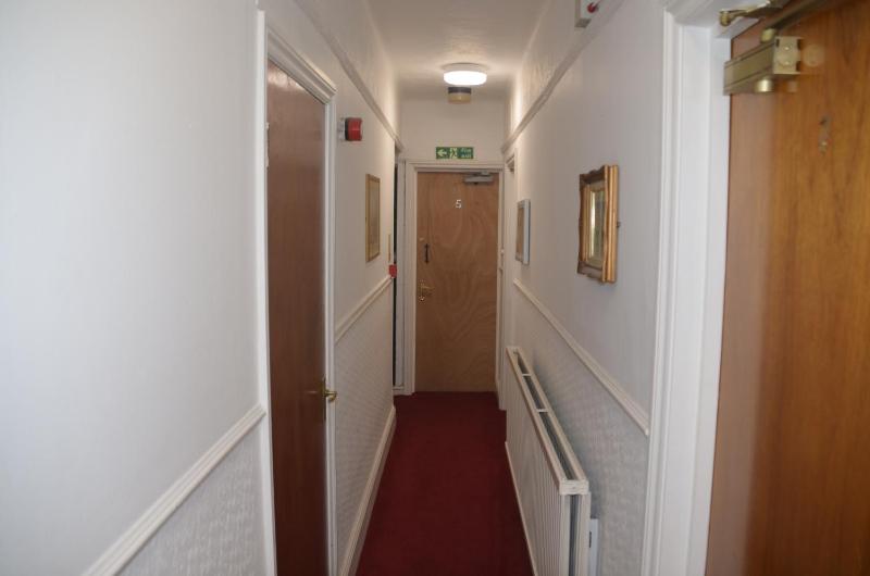 Lady Hamilton Inn - image 17