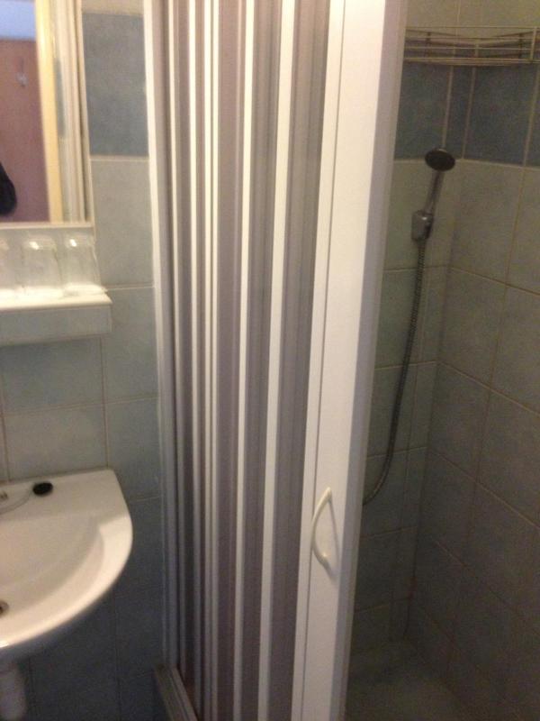 Quadruple Room image 4