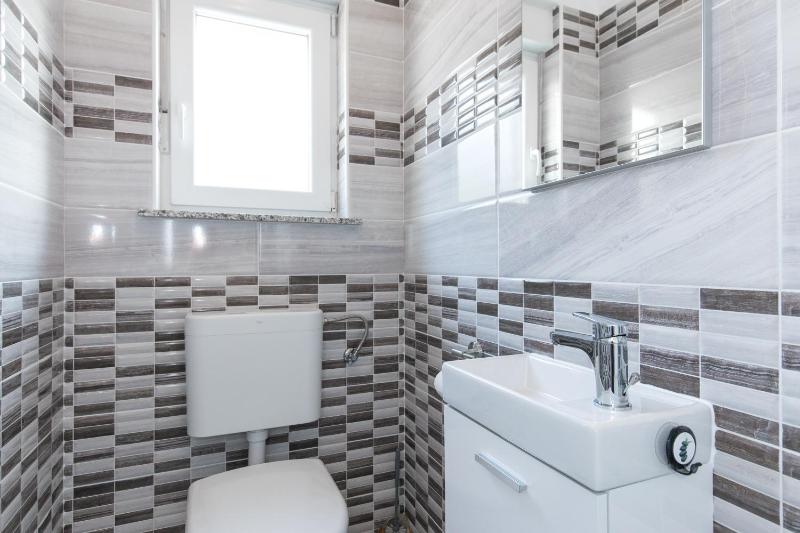 Apartment with Sea View image 2