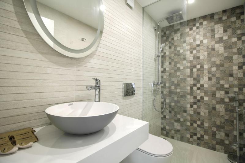 Superior Suite image 2