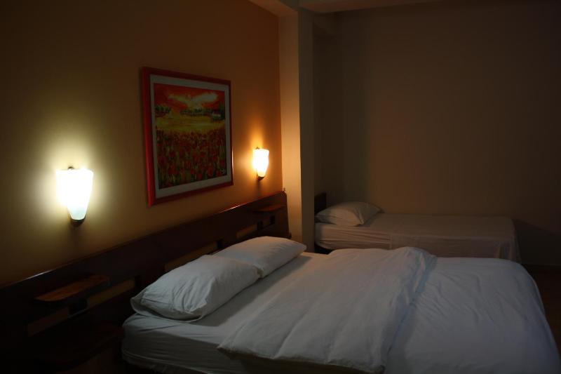 Triple Room image 3