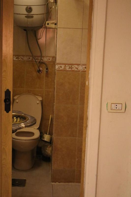 Twin Room with Private Bathroom image 1