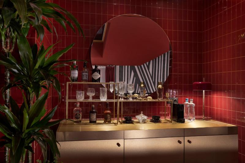 Presidential Suite image 4