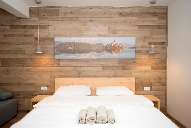 Superior Double Room image 3