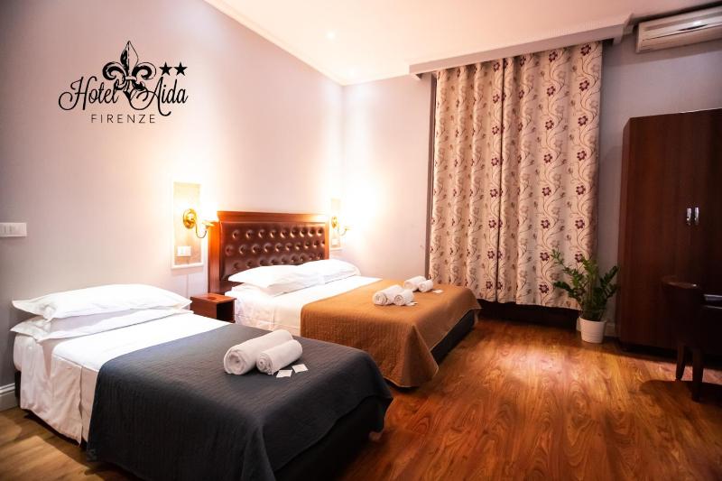 Triple Room with Private Bathroom image 1