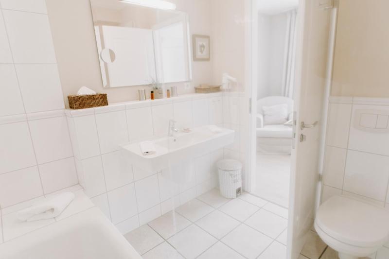 Corner Junior Suite - Sea Side image 3