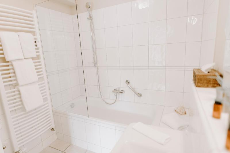 Corner Junior Suite - Sea Side image 2