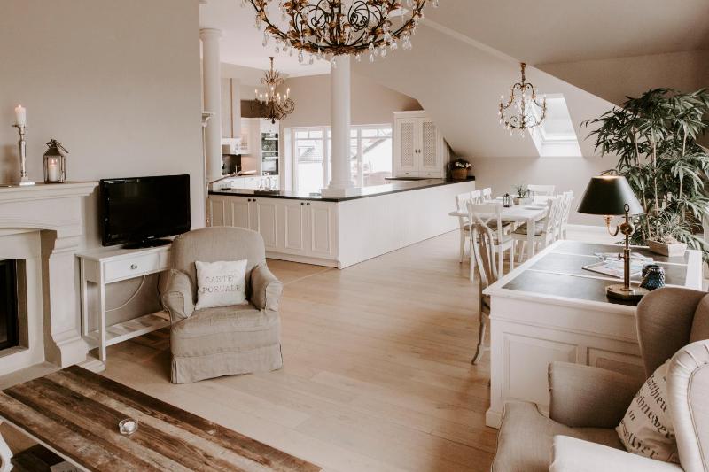 Penthouse Suite image 2