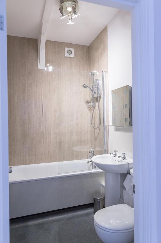 Suite image 2