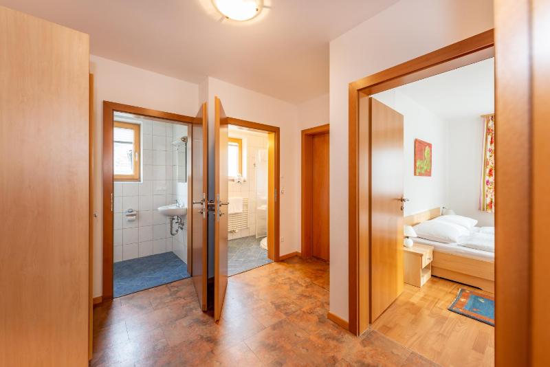 Two-Bedroom Apartment (6 Adults) image 3