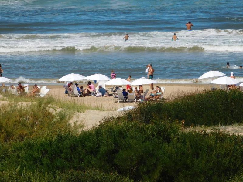 DEPTO FRENTE AL MAR - PUNTA DEL ESTE - Uruguay - image 19