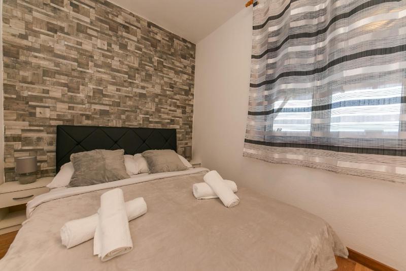 Two-Bedroom Apartment with Sea View and Terrace image 2