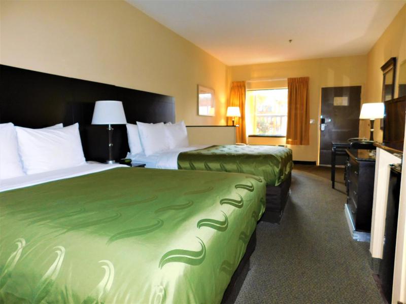 Suite with Two Double Beds with Sofa Bed - Pool View image 2