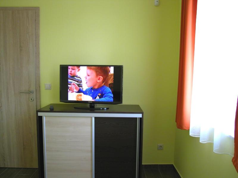 Apartment image 2