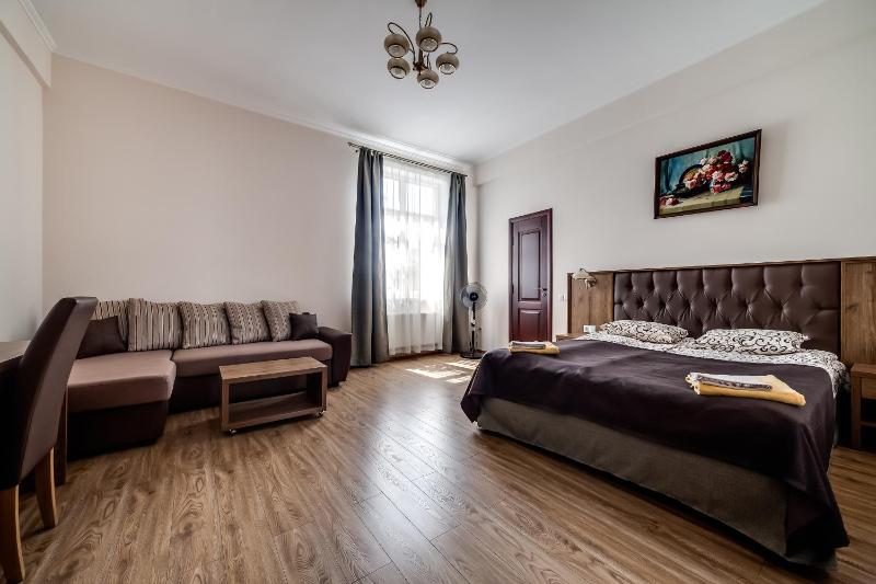 Superior Deluxe Double or Twin Room  image 3