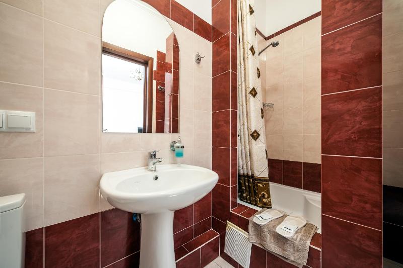Superior Deluxe Double or Twin Room  image 2