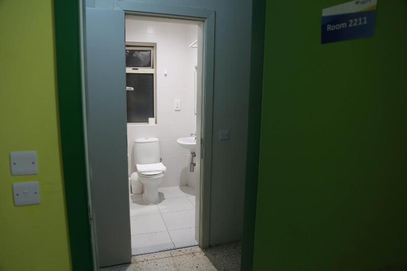 Single Room with Private External Bathroom image 1
