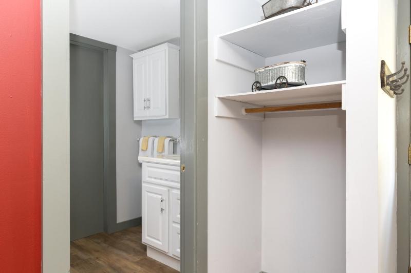 Room 16 image 3