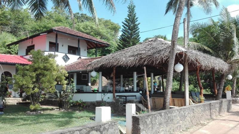 Sunchaser Beach Hotel - image 14
