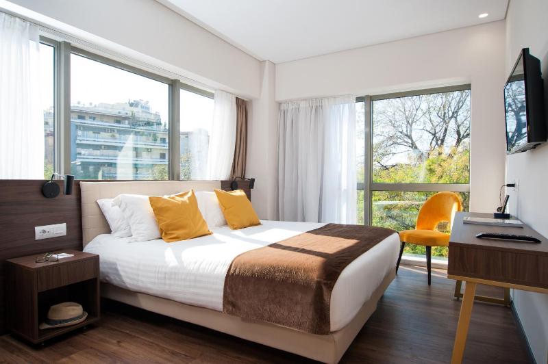 Lifestyle 2-bedroom Suite with City View image 4