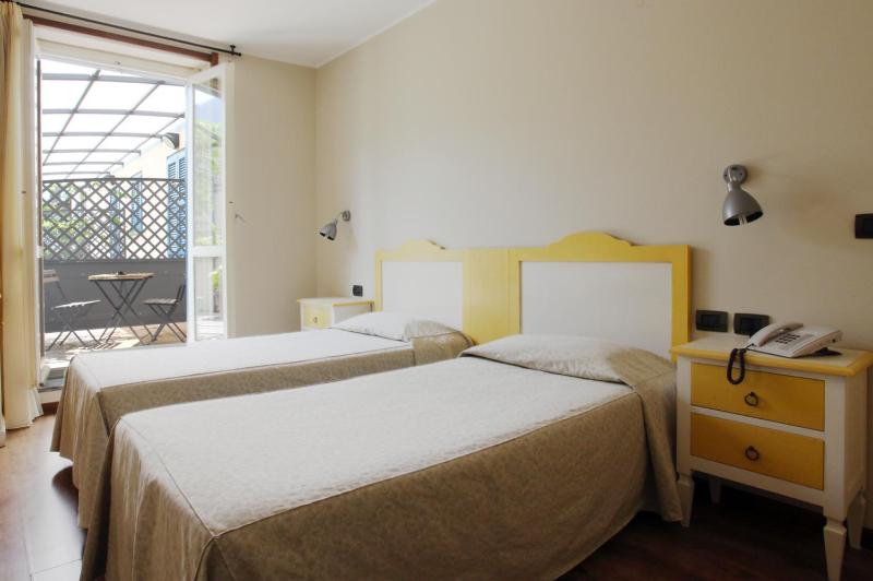 Double or Twin Room image 3