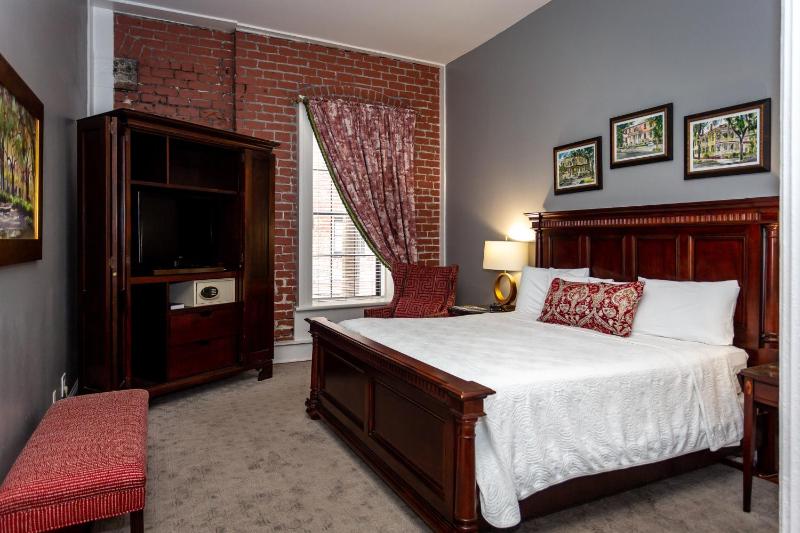 East Bay Inn Historic Inns of Savannah Collection - image 45