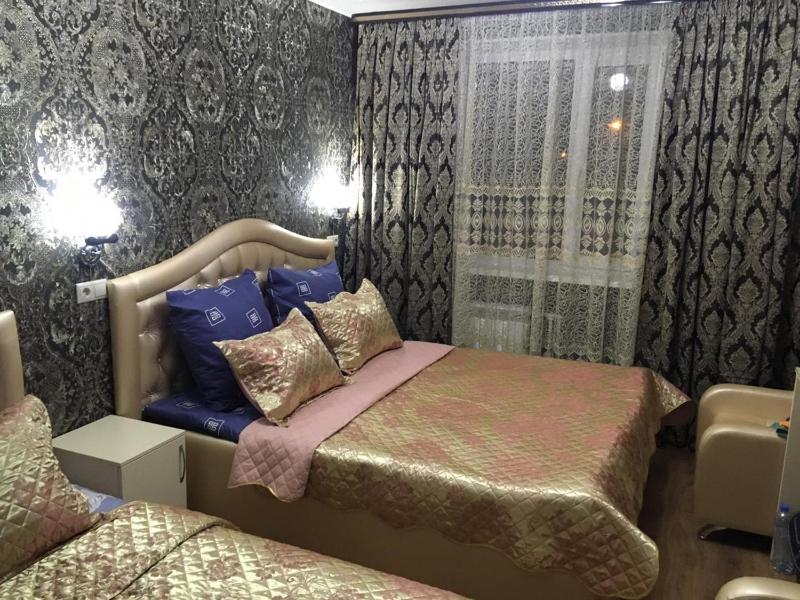 Triple Room with Private Bathroom image 2
