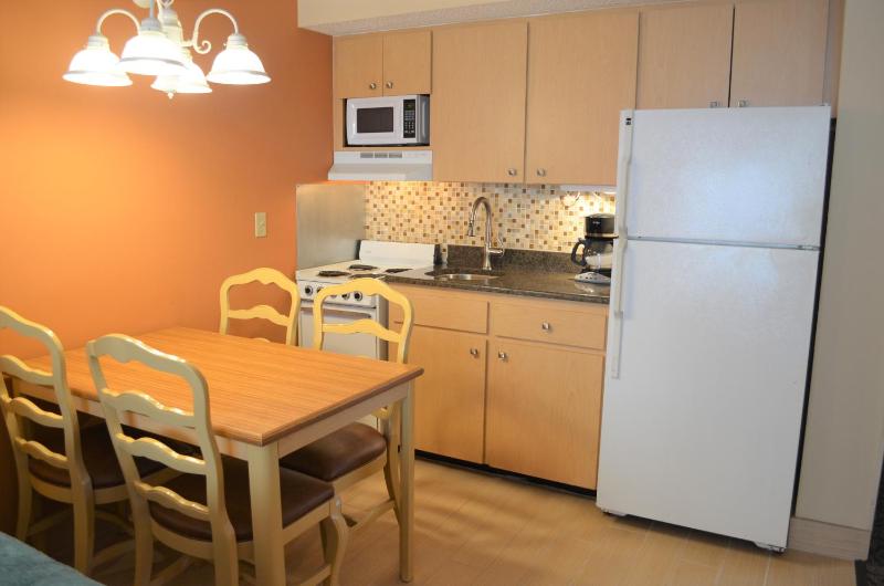 Standard Room with Two Double Beds - Non-Smoking image 2