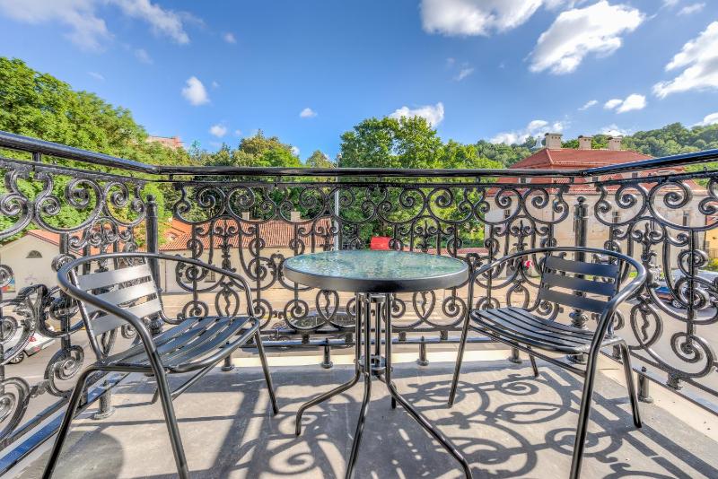 Superior Double or Twin Room with Balcony image 3
